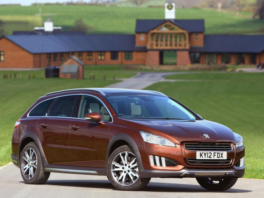  Peugeot 508 RXH 2012 года  (UK) (фото 12 из 16)
